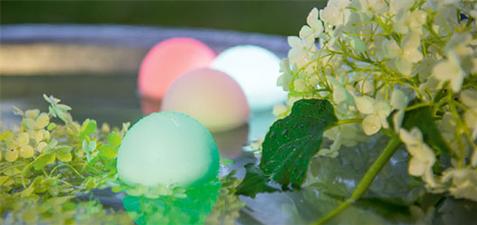 LichtImGarten_Leuchtkugeln